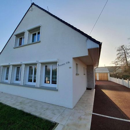 Maison Familiale Spacieuse Avec Jardin, Terrasse Ensoleillee Et Parking A Cucq - Fr-1-672-18 Villa Luaran gambar